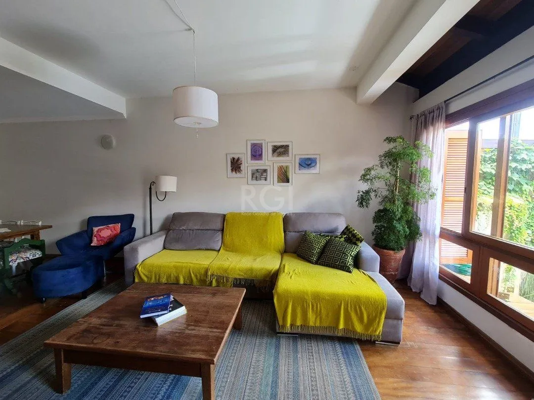 Imagem Casa para Venda - 182m², 3 dormitórios, sendo 3 suites, 2 vagas - Guarujá/ Portal do Guarujá