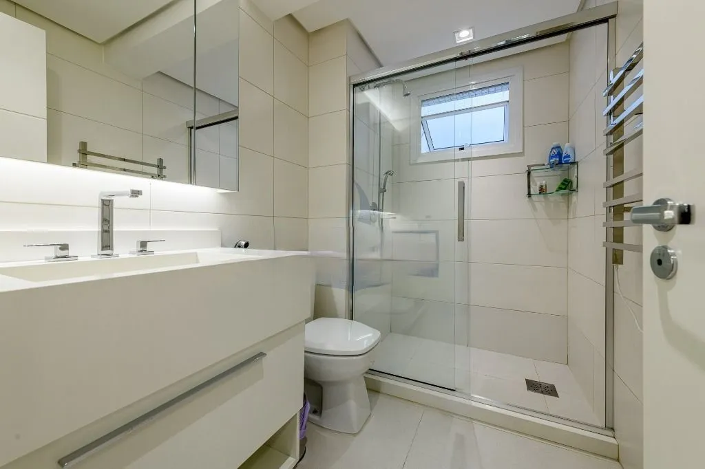 Imagem **Apartamento de 3 Quartos com 2 Suítes e 2 Vagas de Garagem na Tristeza, Porto Alegre, RS**