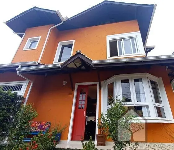 Imagem Linda Casa à Venda no Bairro Itacorubi - Florianópolis-SC