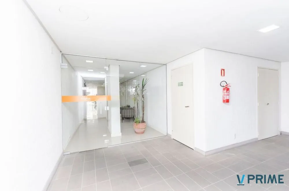 Imagem Vende-se apartamento com 3 quartos (1 suíte), 71 m² privativos e 2 vagas - Partenon