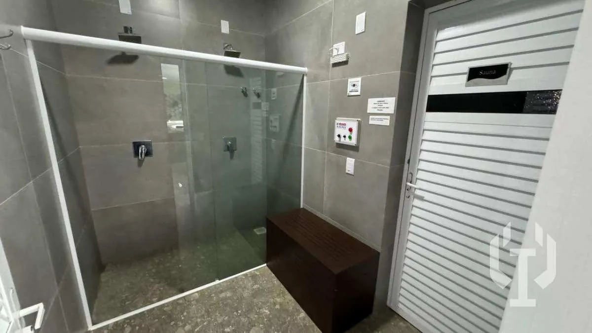 Imagem Apartamento à venda, no ED. ÁGUAS CRISTALINAS em Itapema, Meia Praia, com 4 quartos, 188,00m2