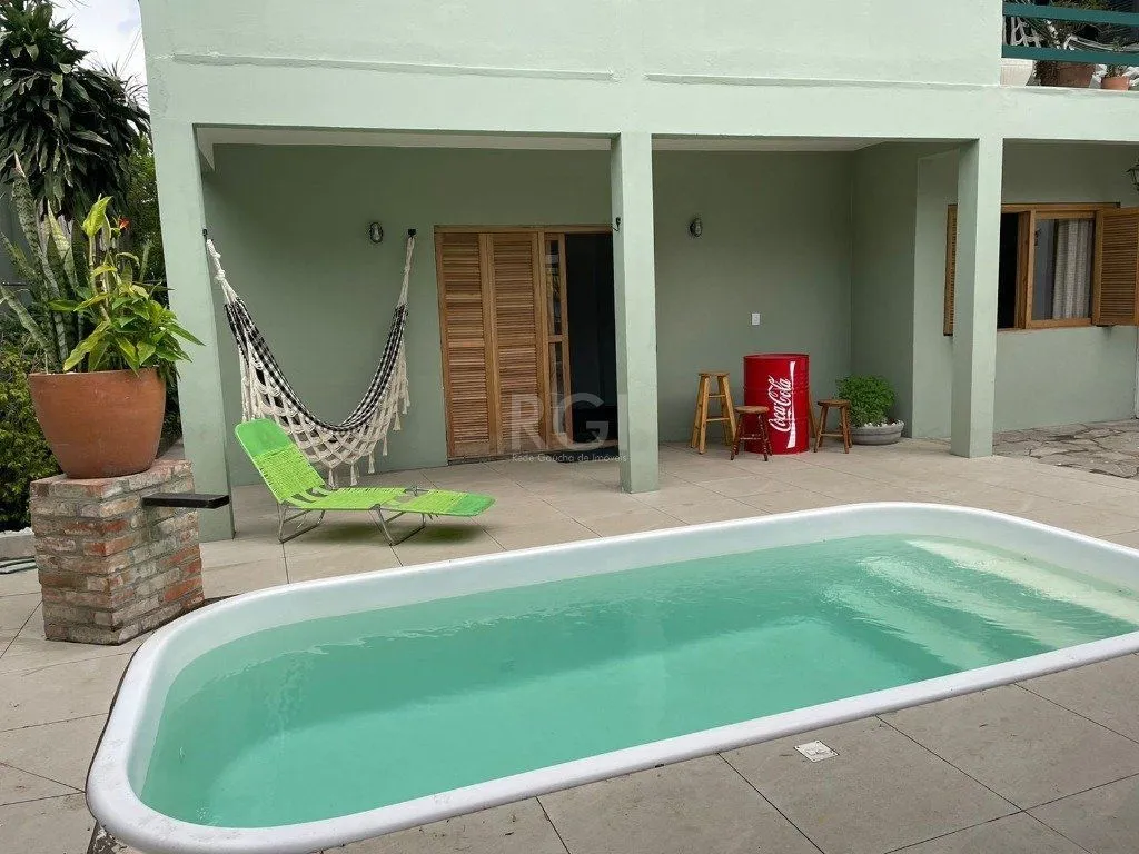 Imagem Casa para Venda - 260m², 3 dormitórios, sendo 2 suites, 2 vagas - Nonoai