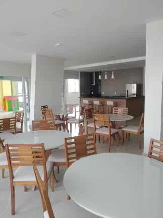Imagem Belíssimo 2 quartos sendo uma suíte . Prédio com área de lazer.