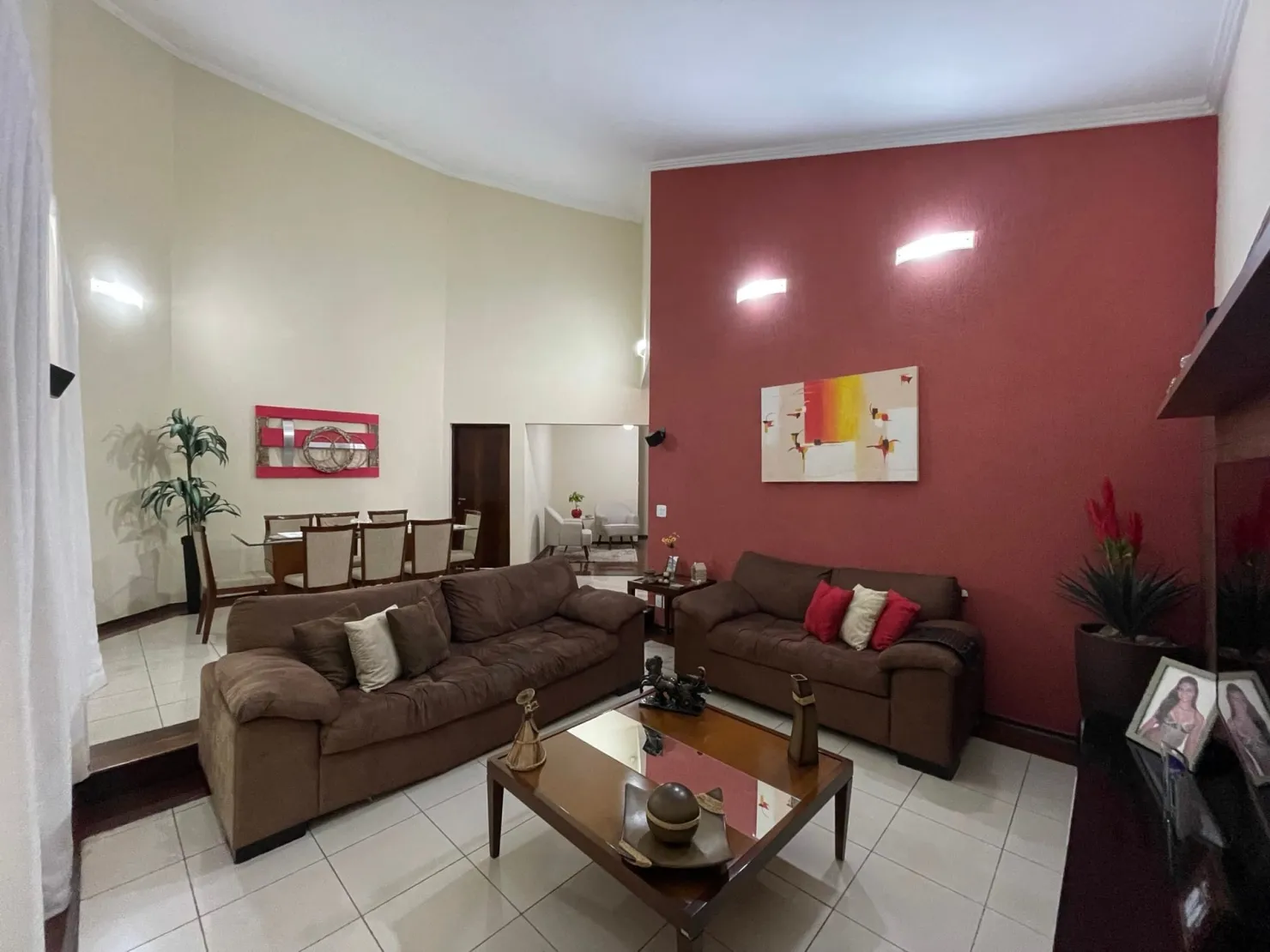 Imagem Casa à venda 3 Quartos, 1 Suite, 2 Vagas, 400M², Bel Recanto, Taubaté - SP