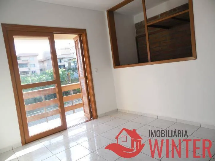 Imagem Sobrado de 2 dormitórios com 76m² no centro de Feliz.