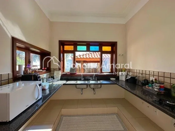 Imagem Casa de Condomínio com 274 m² e 4 Quartos, em Sousas - Campinas/SP