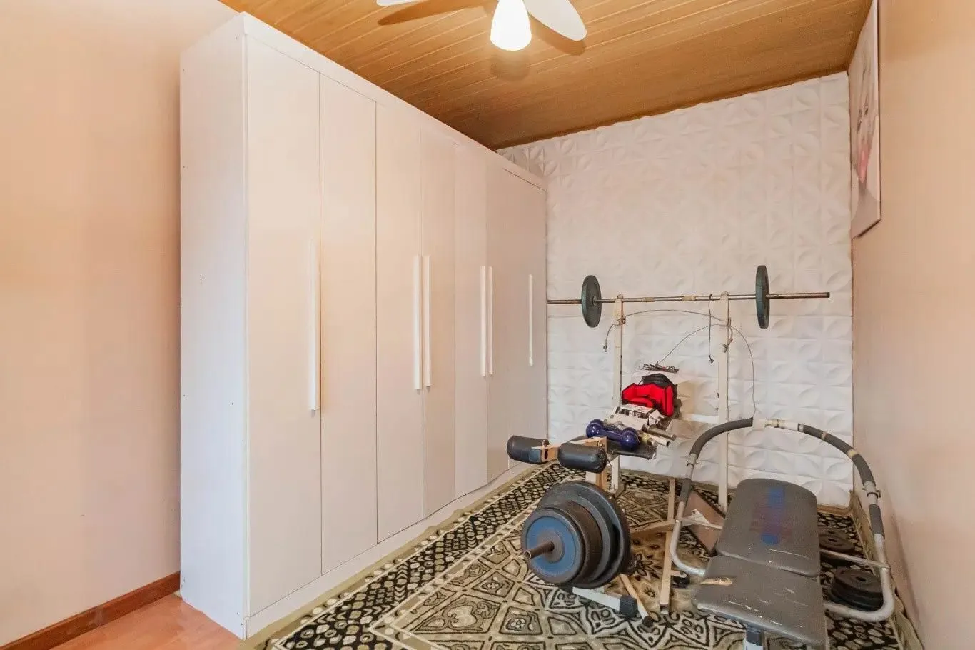 Imagem Casa com 2 dormitórios no bairro Sarandi, Porto Alegre