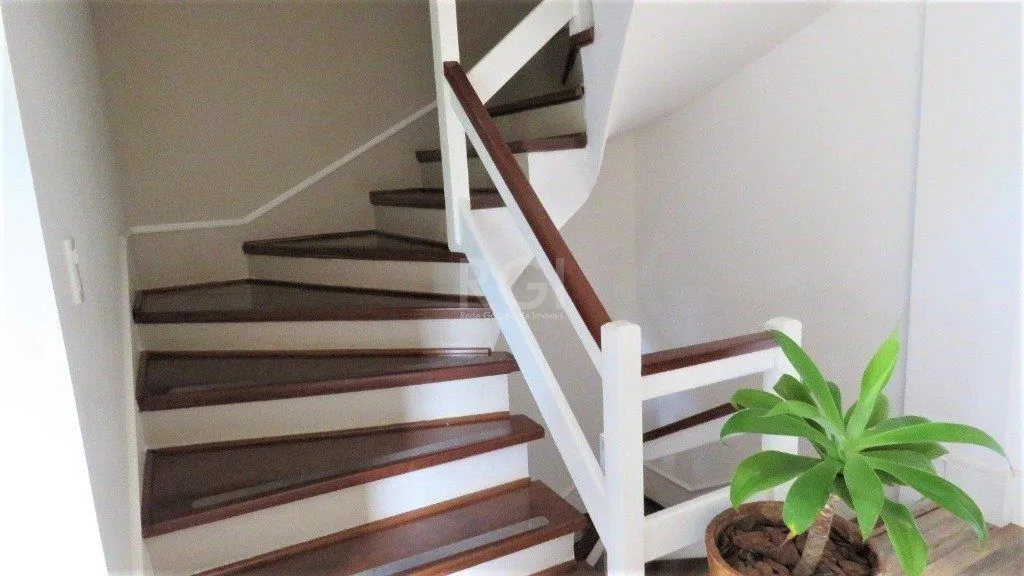 Imagem Casa Condominio para Venda - 404.59m², 3 dormitórios, sendo 1 suites, 2 vagas - Cristal