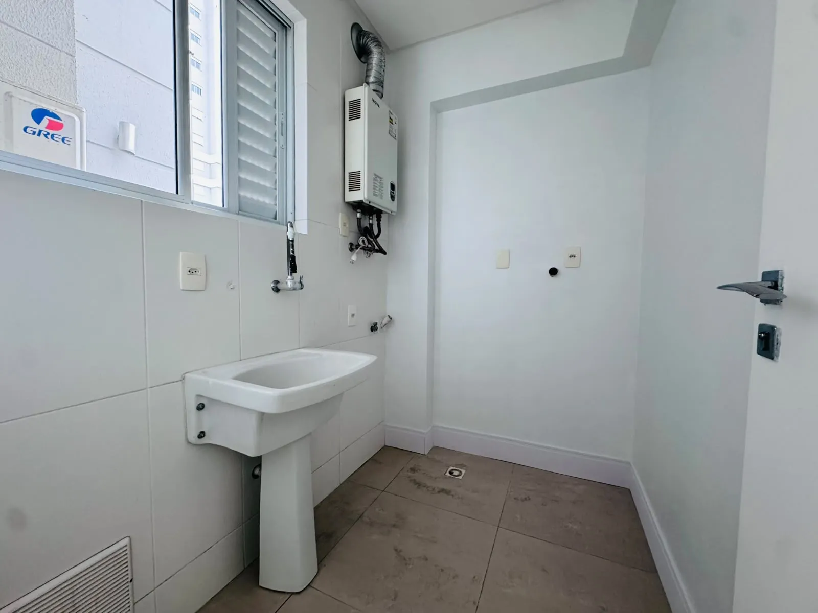 Imagem Apartamento com vista para o mar à venda com 122m2 por R$ 2.300.000,00