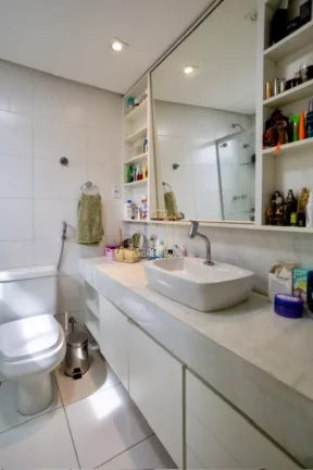 Imagem Apartamento amplo com três quartos varanda gourmet a venda na Graça