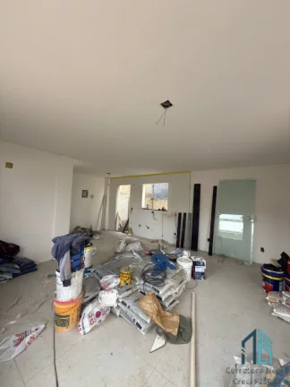 Imagem Sobrado 03 quartos sendo uma suíte, terraço, no Capão da Imbuia em Curitiba PR