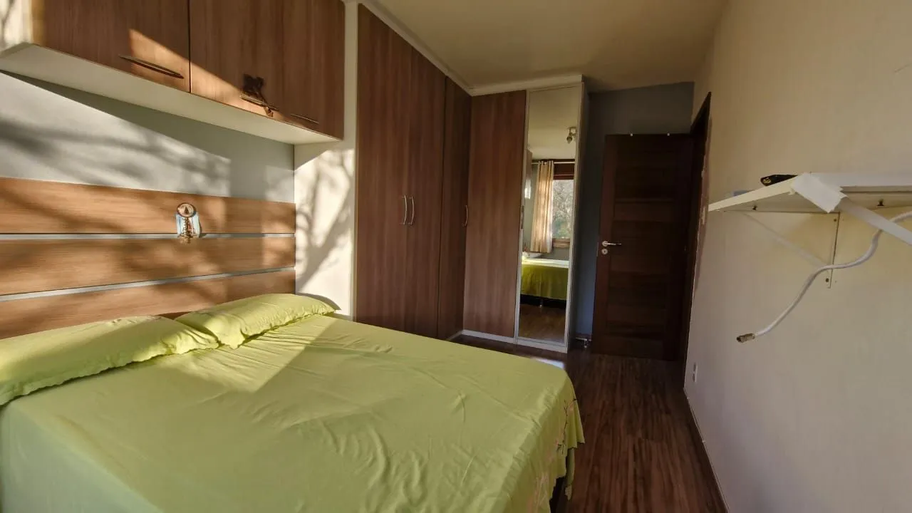 Imagem Apartamento pronto para morar, todo reformado, 3 dormitórios, banheiro, cozinha, área de serviço e 1 garagem