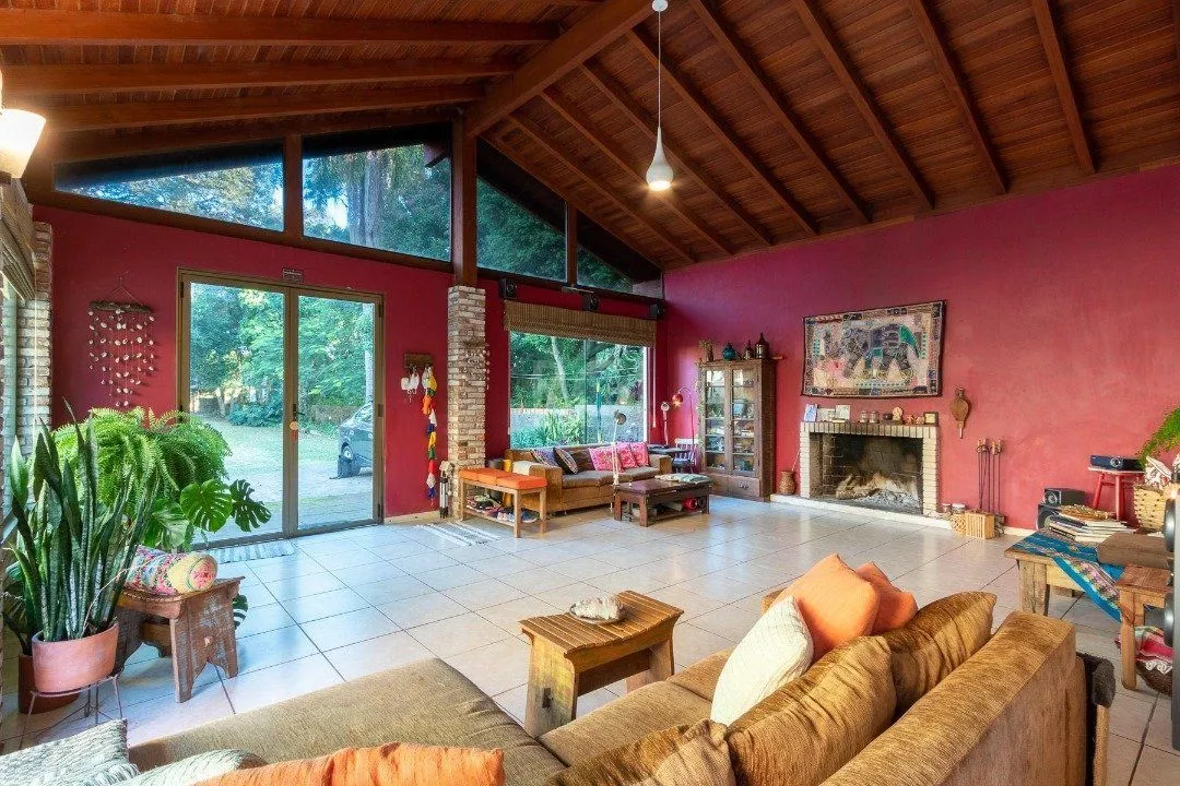 Imagem Casa para Venda - 292.21m², 4 dormitórios, sendo 2 suites, 3 vagas - Tristeza