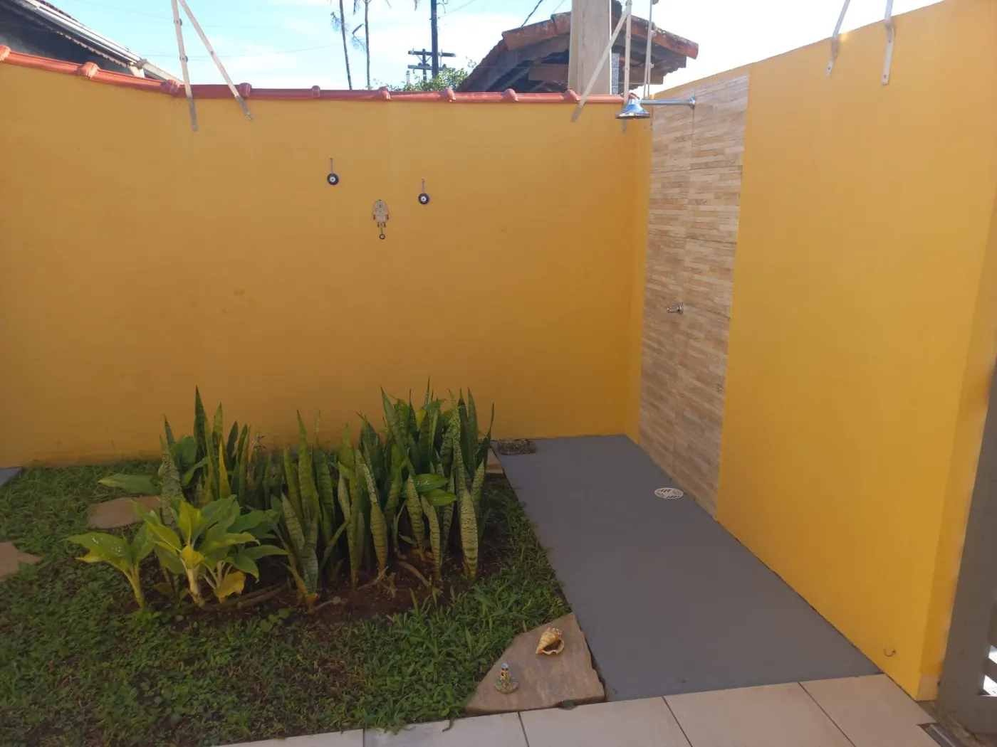 Imagem Casa para Venda em Itanhaém, Cibratel II, 3 dormitórios, 2 suítes, 1 banheiro, 2 vagas