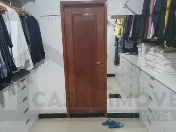 Imagem CASAL IMÓVEIS VENDE CASA PORTEIRA FECHADA MORADE VERDE 5 SUÍTES + ENERGIA SOLAR
