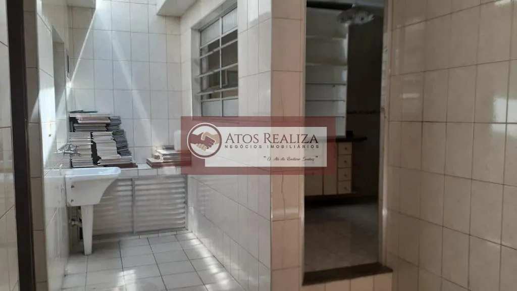 Imagem Sobrado de 100m² em Vila Sofia, São Paulo - 3 dormitórios, 2 suítes e 1 banheiro por R$ 670.000 - Confira!