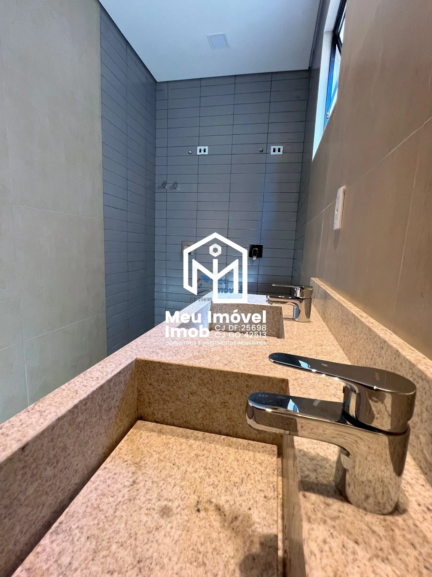 Imagem Aldeia II Casa 4 Quartos 2 Suítes 2 Vagas 192m² Lazer Closet