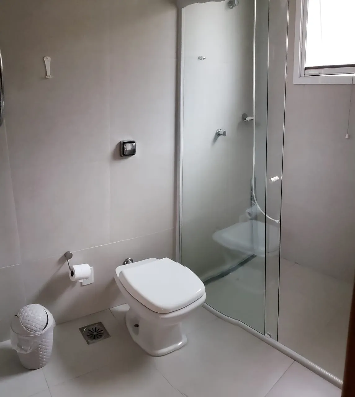 Imagem Casa à venda 3 Quartos, 3 Suites, 4 Vagas, 700M², Socorro, Pindamonhangaba - SP | COLONIAL VILLAGE