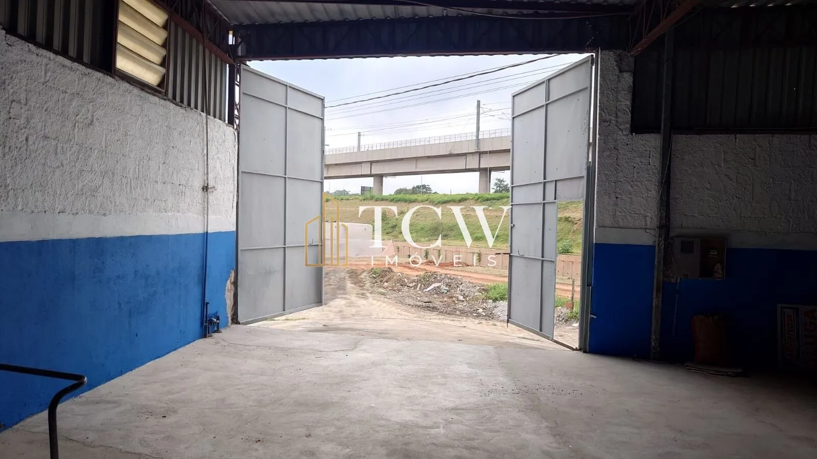 Imagem Galpão Comercial para Locação em Guarulhos | 120 m² | Próximo à Estação Aeroporto | Guarulhos/SP