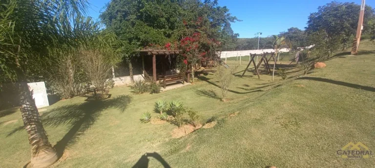 Imagem Terreno no condomínio Chacur à venda em Várzea Paulista - SP
