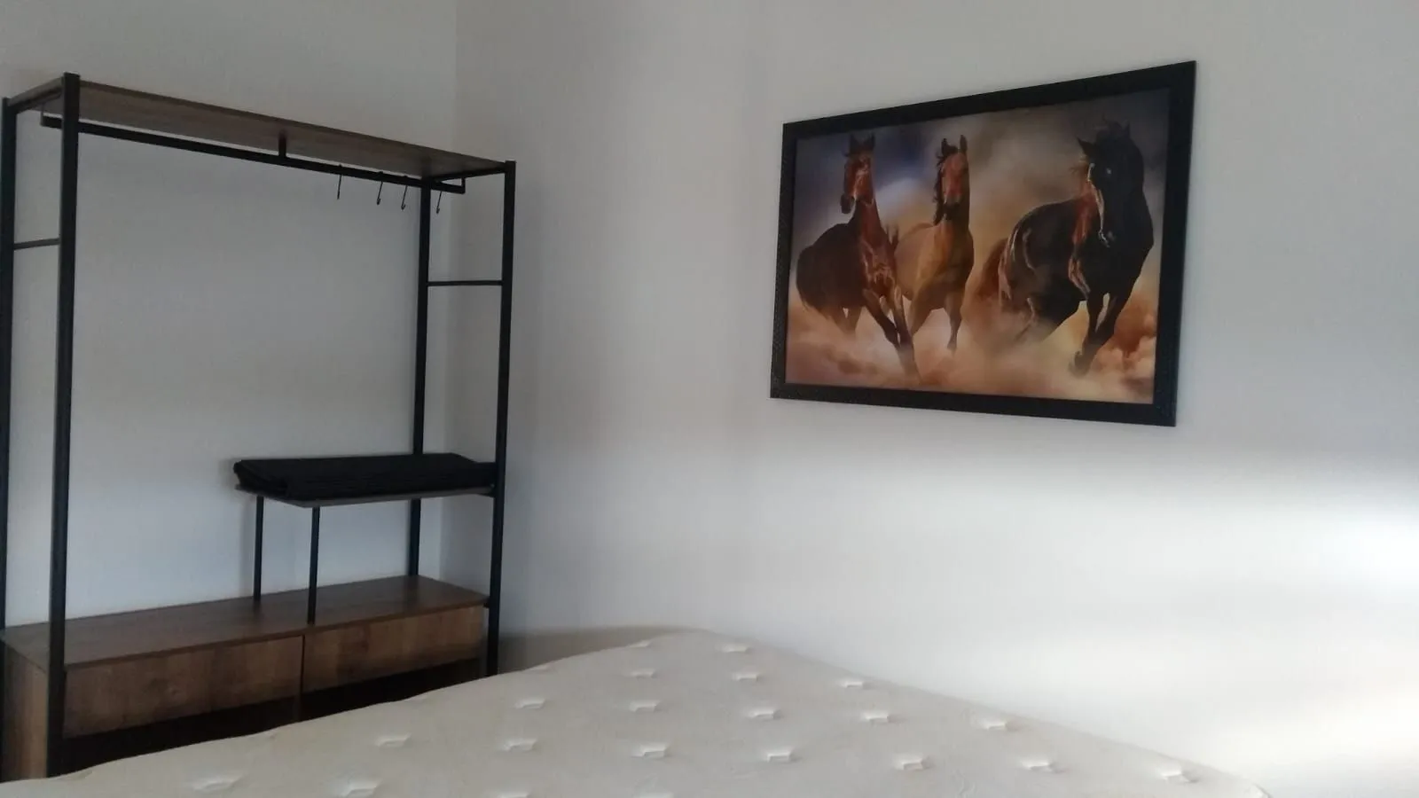 Imagem Apartamento com 02 quartos (01 suíte) e 03 Vagas no Bairro Cristo Redentor