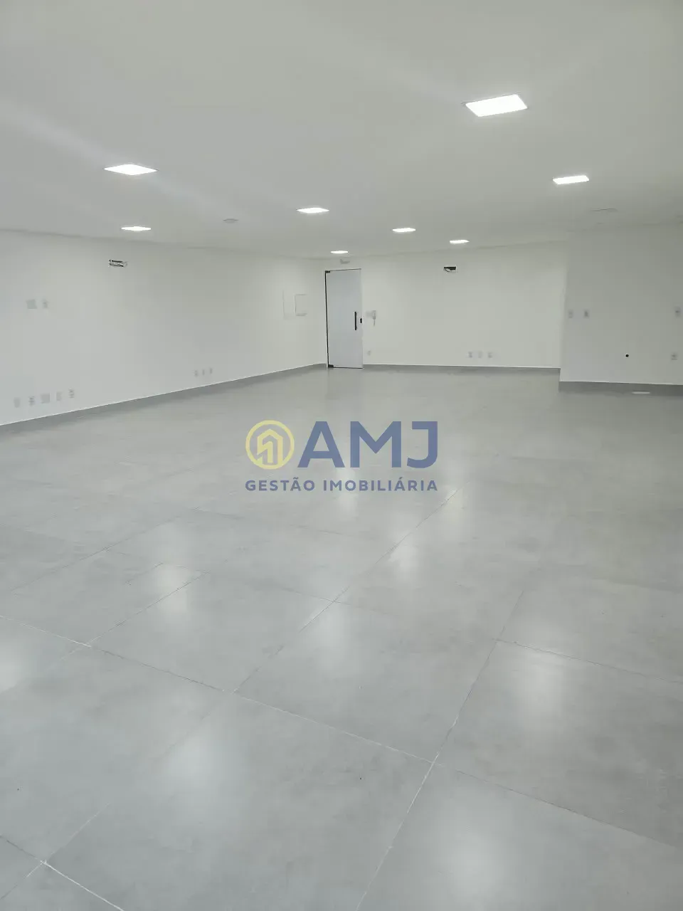 Imagem Sala Comercial para Locação - Galeria CICON | Jardim Atlântico
