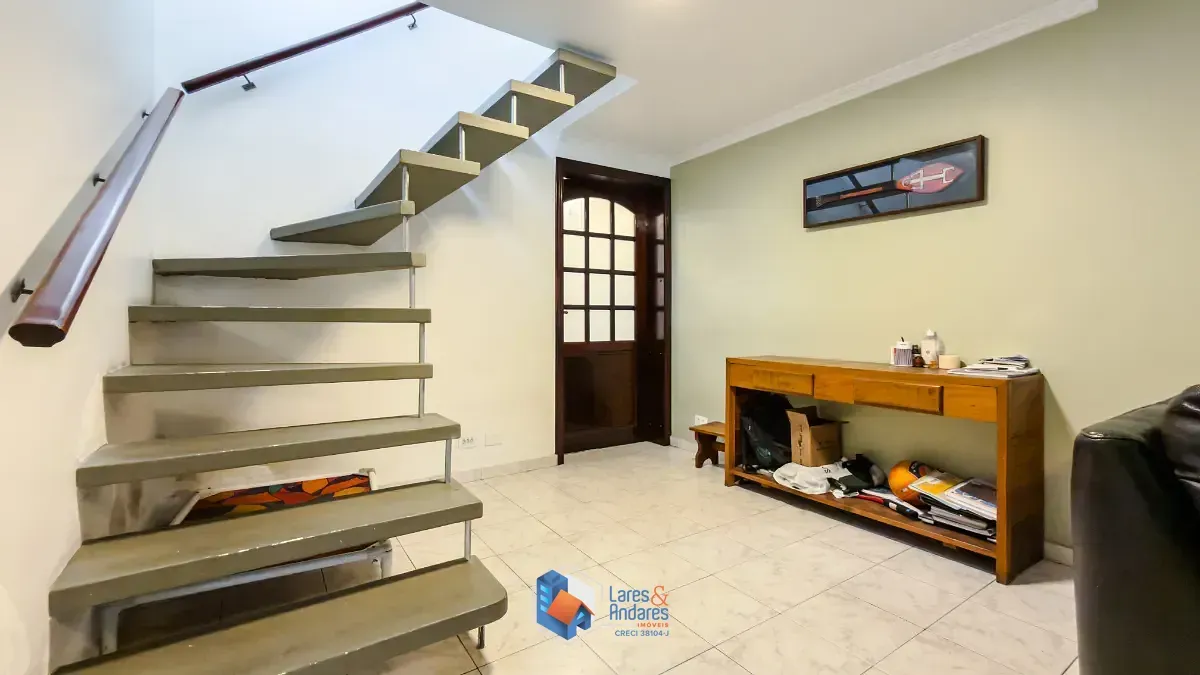 Imagem Sobrado para venda em Jaguaré com 3 quartos, sendo 1 suíte, 171m²
