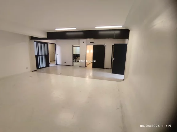 Imagem Casa comercial com 240m² no Jardim América.