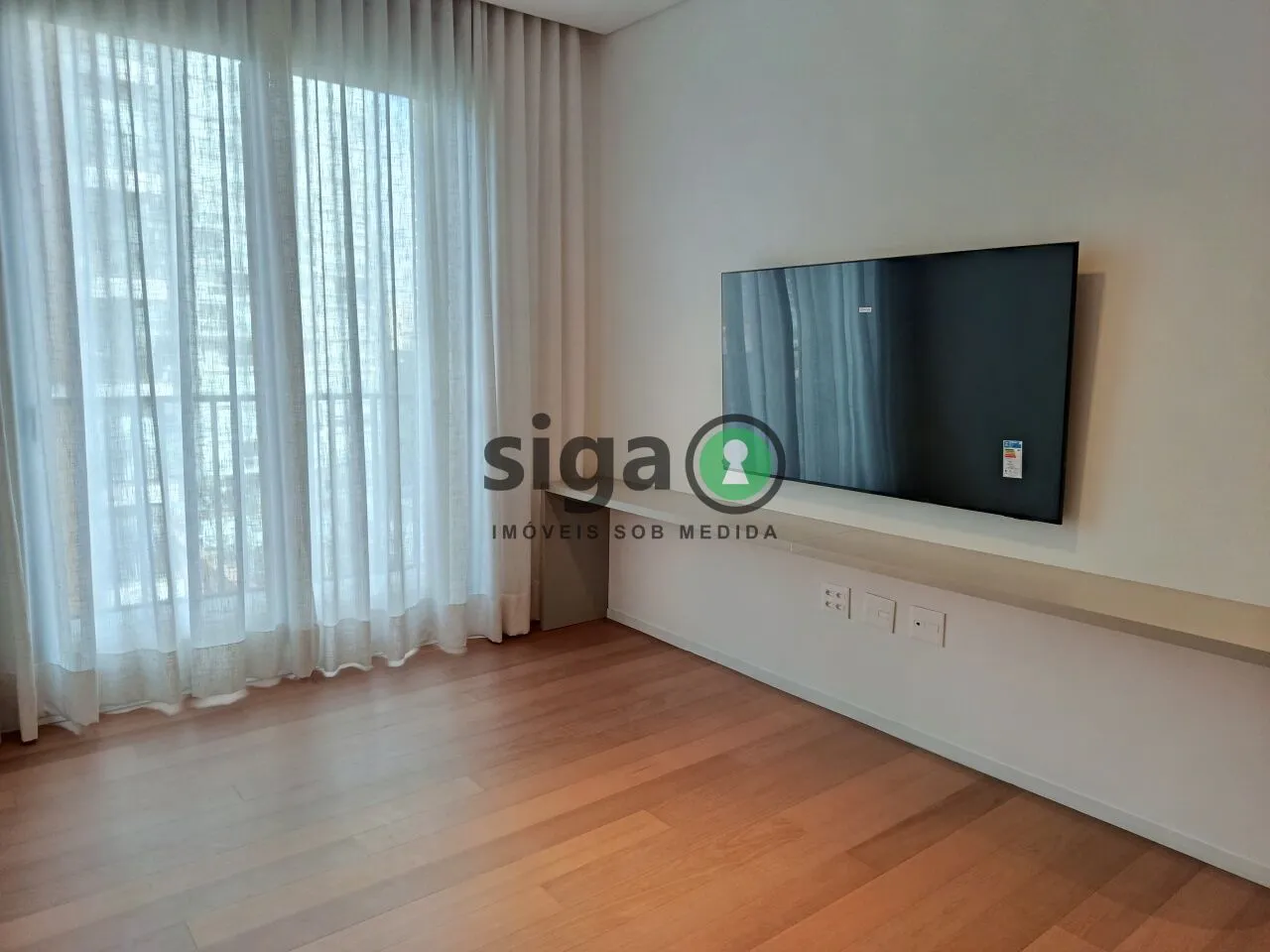 Imagem Apartamento de Alto Padrão à Venda no Itaim Bibi, Rua Macurapé, 43, 3 Suítes, 2 Vagas