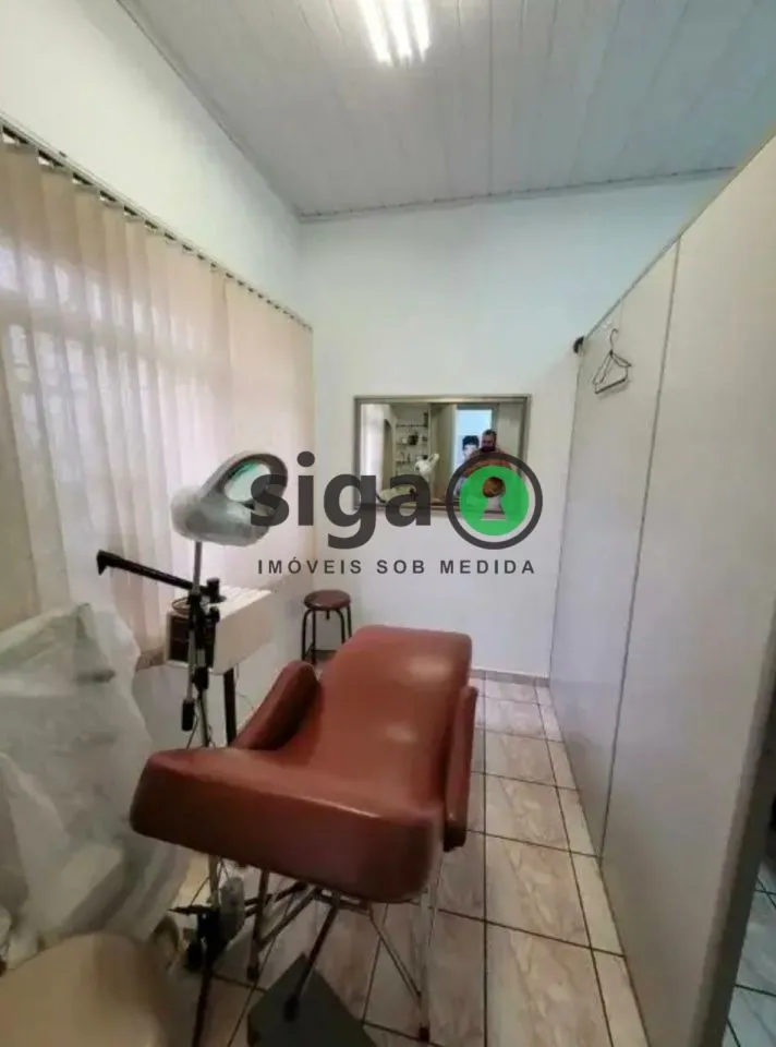 Imagem Casa térrea para locação e venda comercial em Pinheiros com 90m²