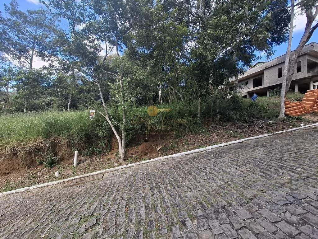Imagem Terreno em Condomínio para Venda em Teresópolis / RJ no bairro Albuquerque