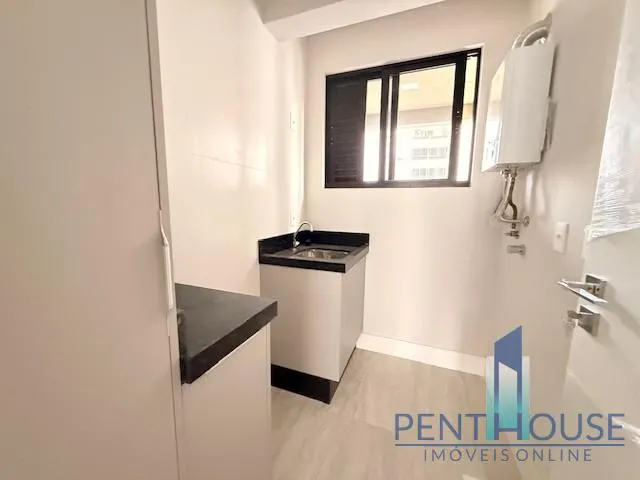 Imagem Apartamento Zona Central para Venda em Balneário Camboriú, PIONEIROS, 4 dormitórios, 4 suítes, 5 banheiros, 3 vagas