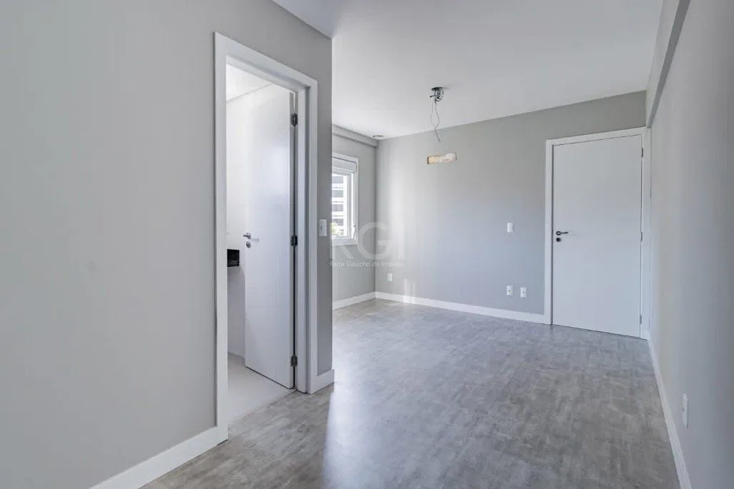Imagem Apartamento novo a venda com 2 suites , bairro Petrópolis.