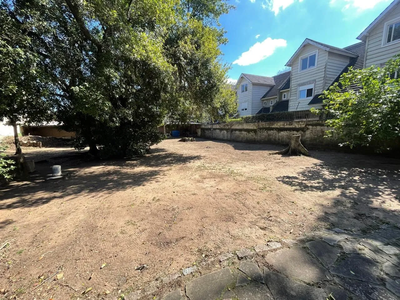 Imagem Terreno à Venda - Bairro Tristeza, Porto Alegre/RS, 1.870 m² de área total!