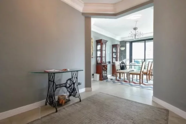 Imagem Vende-se linda Cobertura de 179m², toda reformada e com uma vista deslumbrante de São Paulo!!