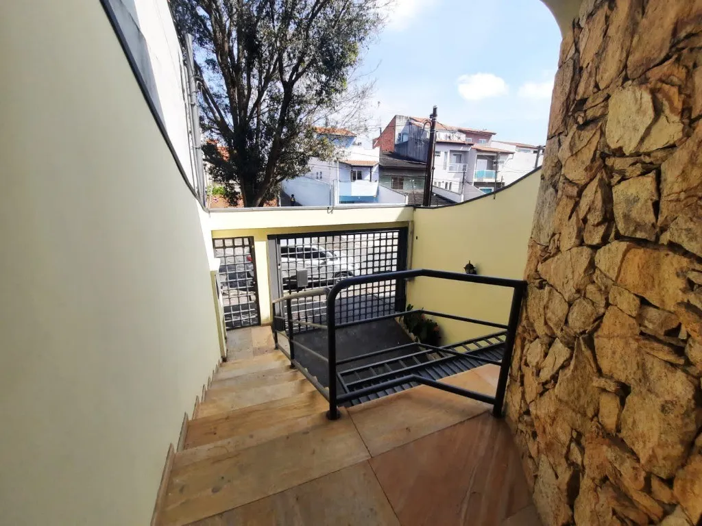 Imagem Sobrado à venda em Santo André-SP, no Jardim Las Vegas: 3 quartos, 1 suíte, 3 banheiros, 4 vagas de garagem!