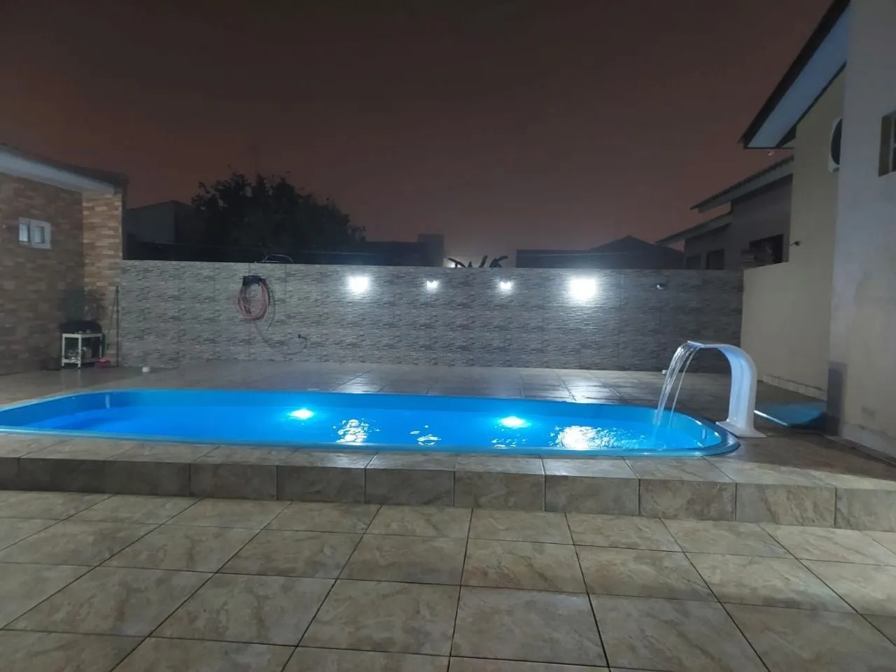 Casa à venda, com piscina em Arroio do Silva, SC