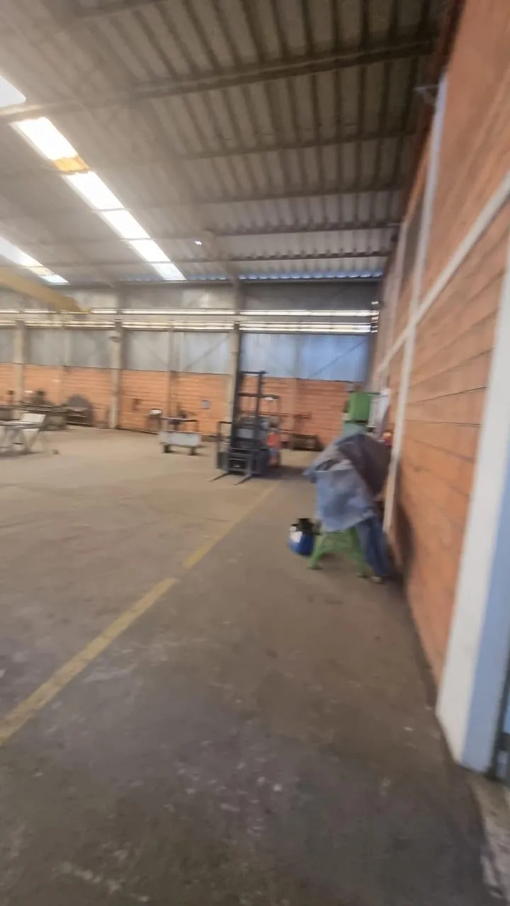 Imagem Barracão de 1498,40m² no Éden - Sorocaba