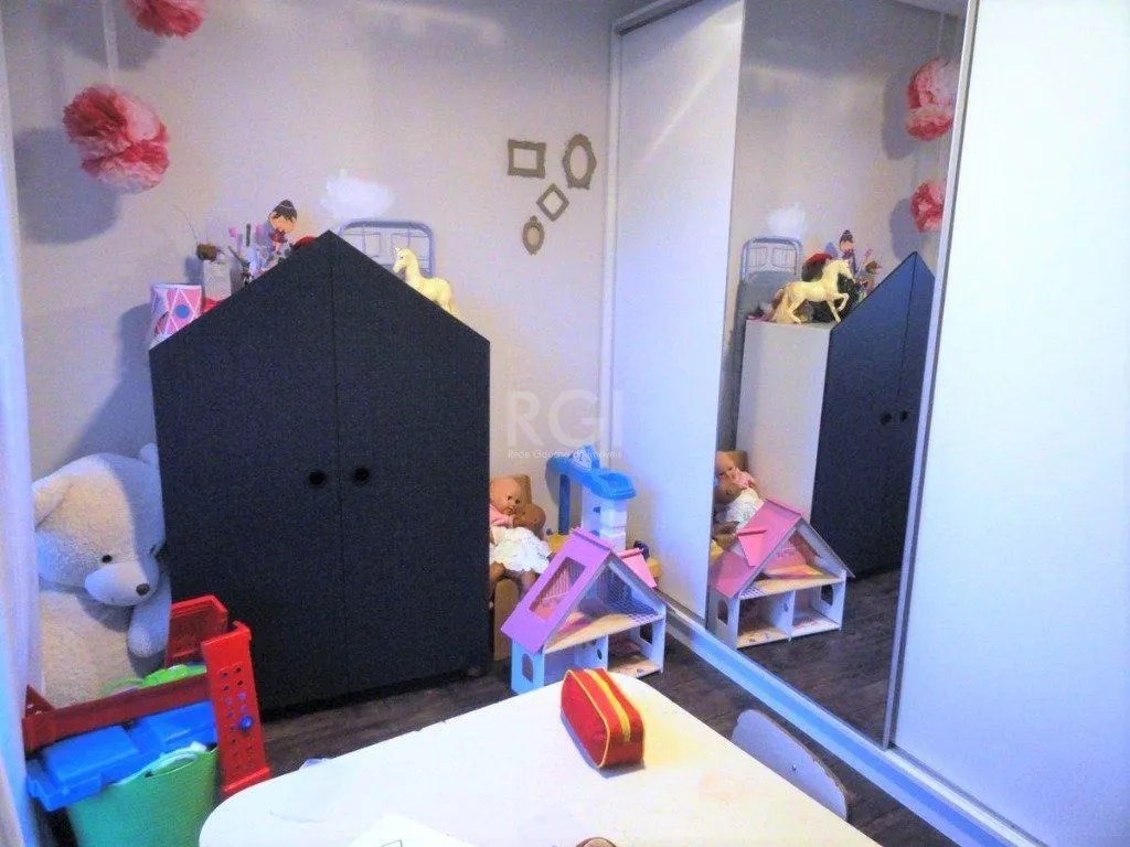 Imagem Casa para Venda - 165m², 3 dormitórios, sendo 3 suites, 1 vaga - Hípica