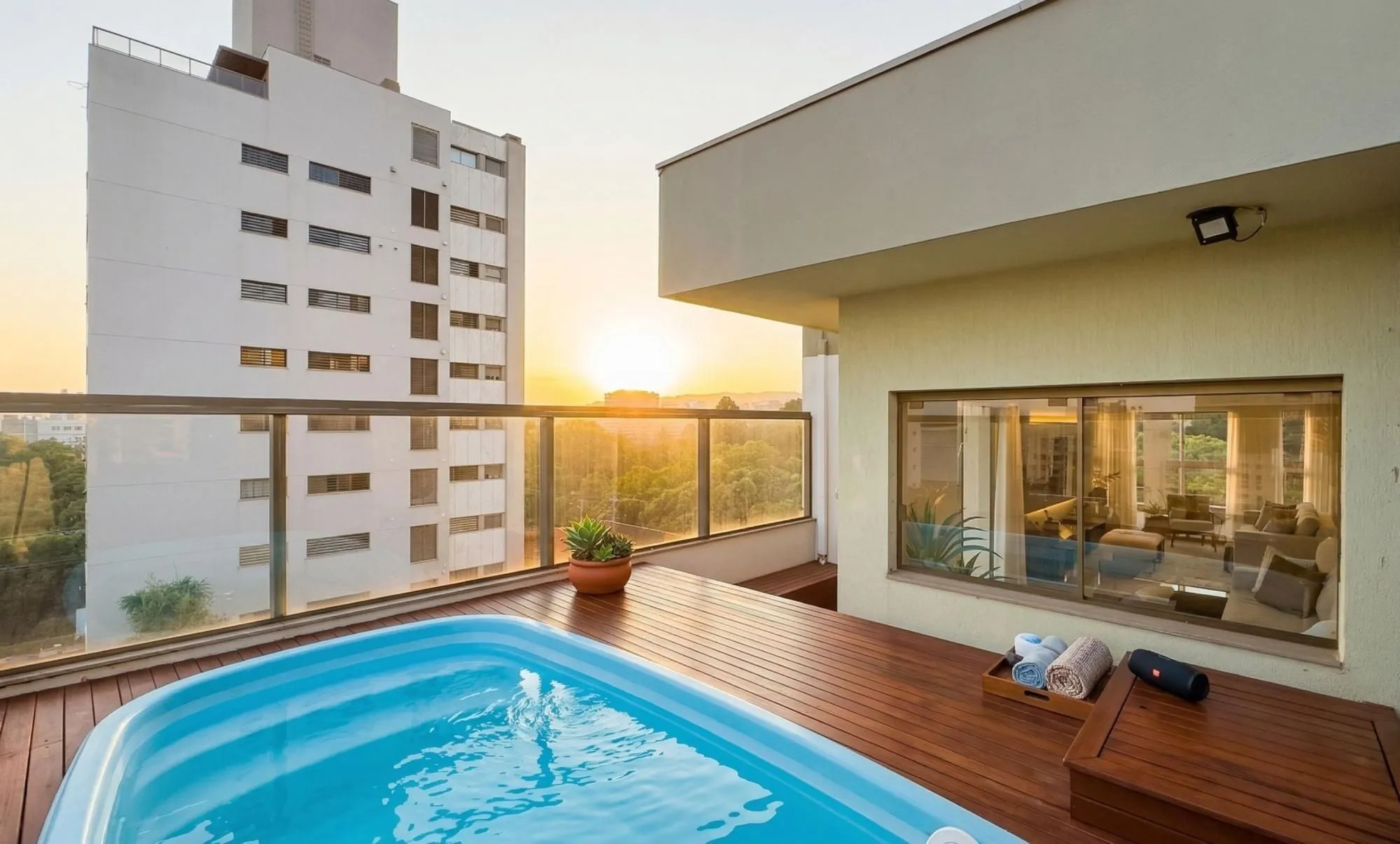 Imagem Cobertura Duplex de 318m com Piscina Privativa, Energia Solar e Vista Panorâmica