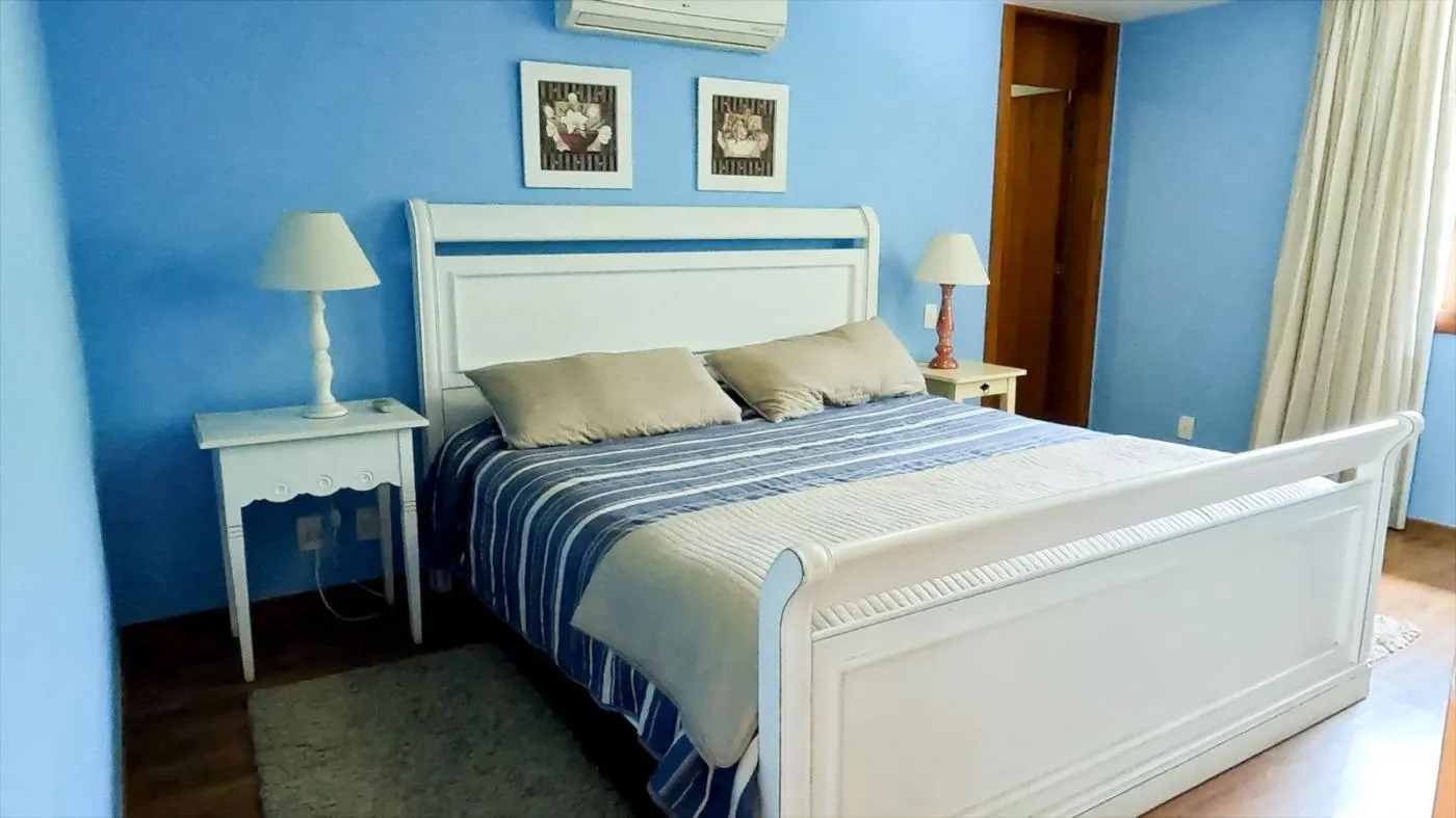 Imagem Casa para Venda em Petrópolis / RJ no bairro Araras