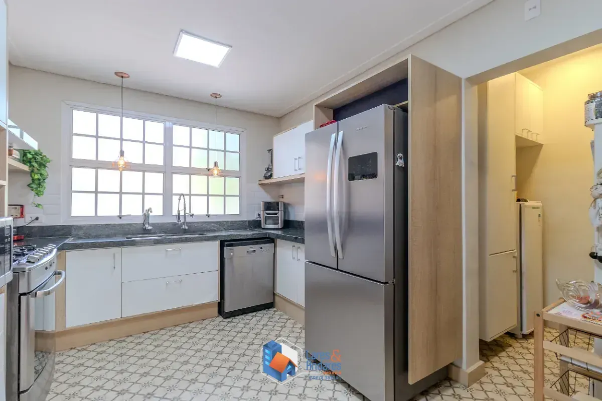 Imagem Casa em condomínio para venda em Jardim Prudência com 5 quartos, sendo 3 suítes, 329m²