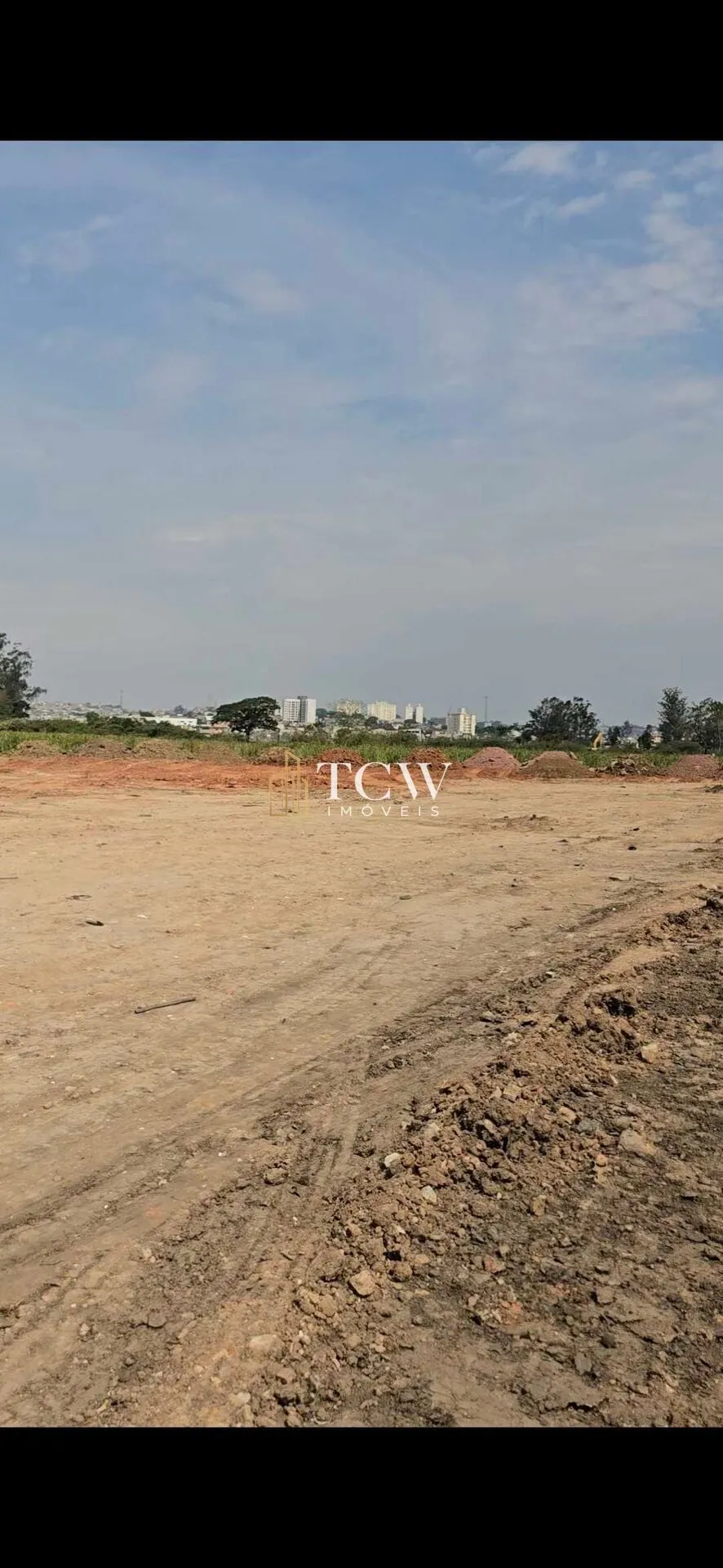 Imagem Terreno Logístico e Industrial à Venda em Guarulhos/SP | 24.000 m² | Zoneamento Misto