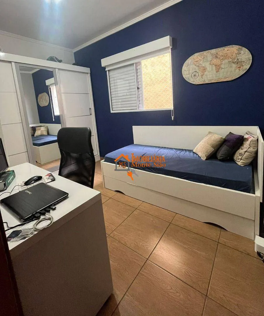 Imagem Casa com 3 dormitórios à venda, 220 m² por R$ 830.000,00 - Jardim Santa Clara - Guarulhos/SP