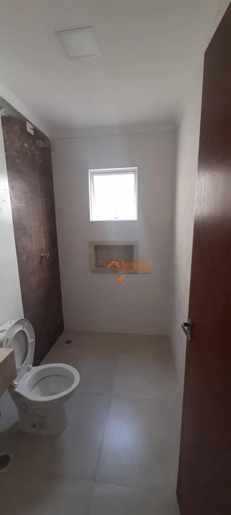 Imagem Casa com 3 dormitórios à venda, 250 m² por R$ 827.000,00 - Vila Maranduba - Guarulhos/SP