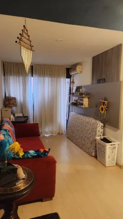 Imagem Apartamento à venda em Pinheiros, São Paulo-SP: 1 suíte, 1 sala, 1 banheiro, 1 vaga de garagem - 43m² de área.