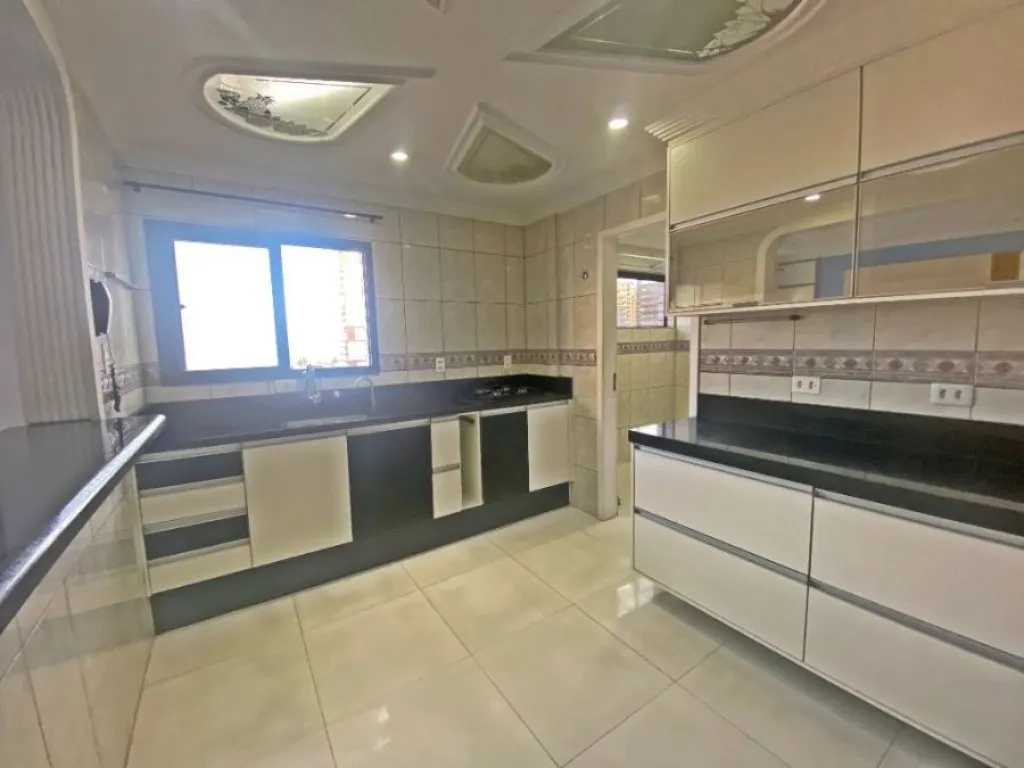 Imagem APARTAMENTO COM 175,00 m² - CAIÇARA - PRAIA GRANDE SP