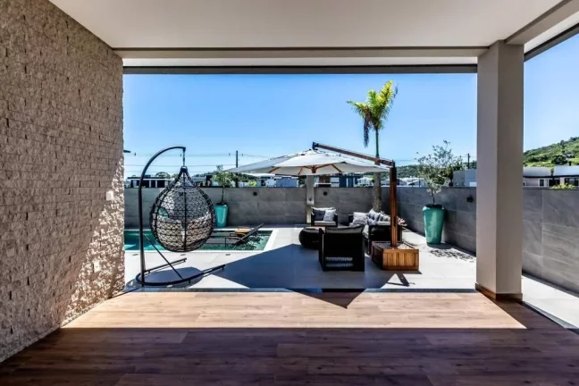 Imagem Casa no Condomínio Caledônia