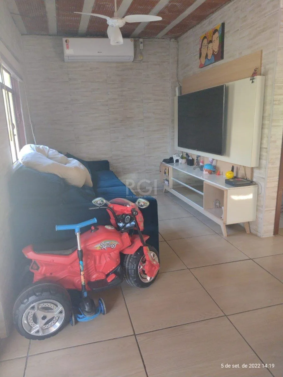 Imagem Casa para Venda - 220m², 2 dormitórios, 1 suite, 2 vagas - Cavalhada, Poa