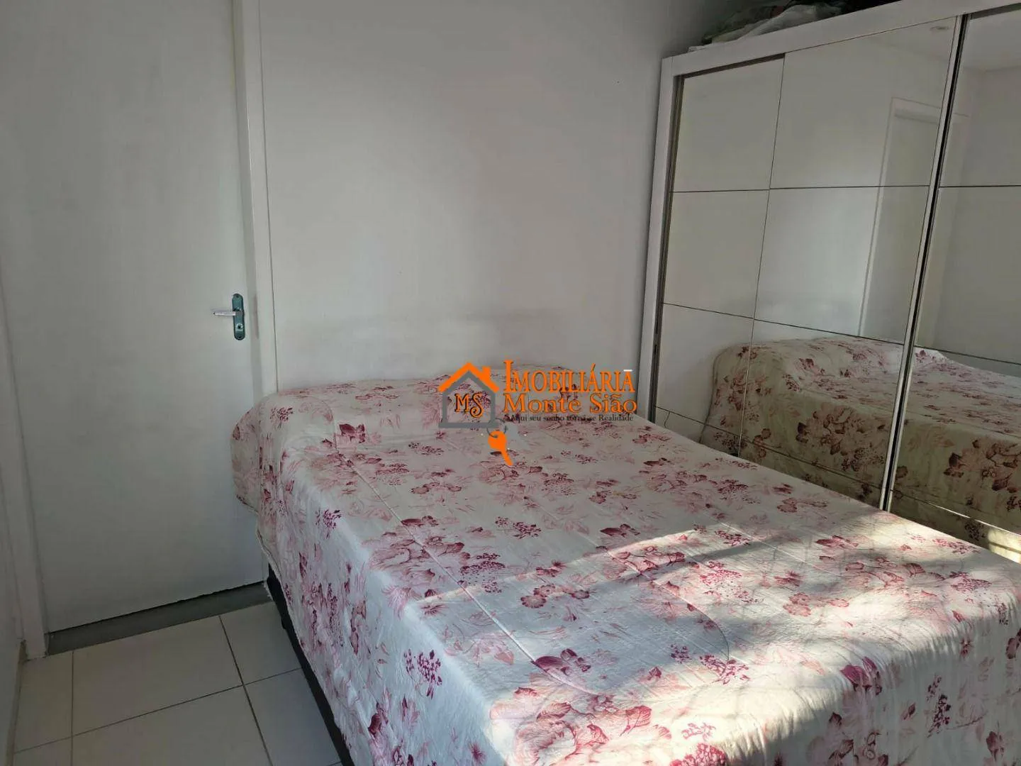 Imagem Apartamento com 2 dormitórios à venda, 60 m² por R$ 330.000,00 - Parque Continental II - Guarulhos/SP
